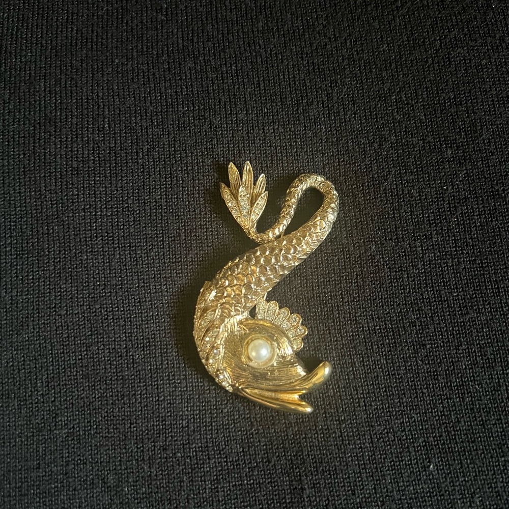 Vintage Weinberg New York Fish Brooch